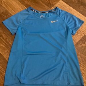 Nike Tee! *SIZE M* worn once or twice!
